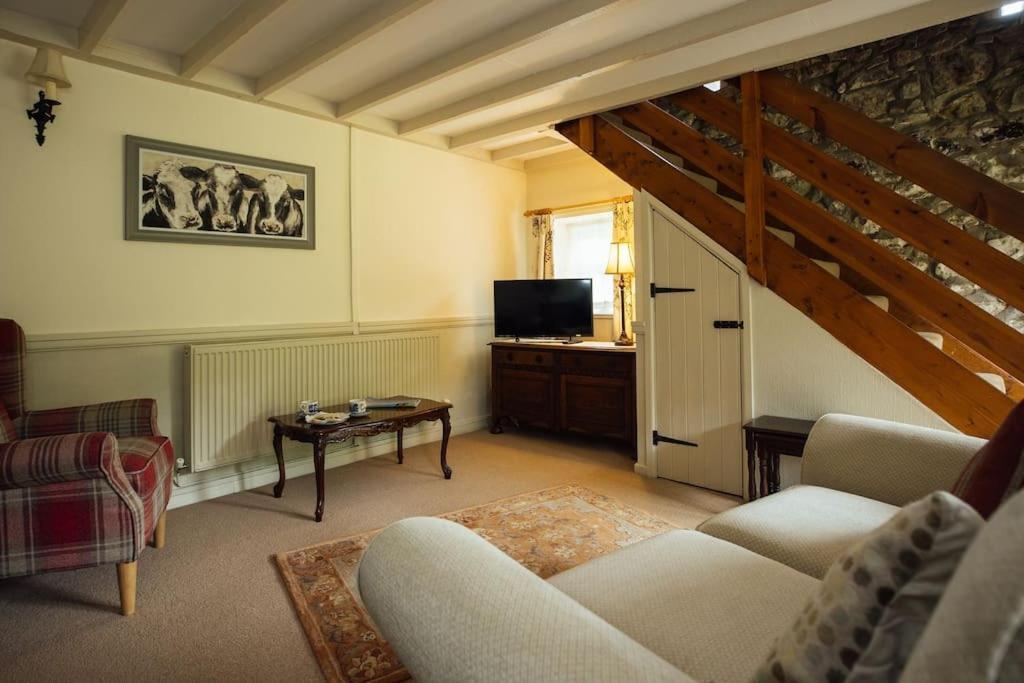 Dairy Cottage At Scolton Cottages - Indoor Pool Haverfordwest Eksteriør bilde