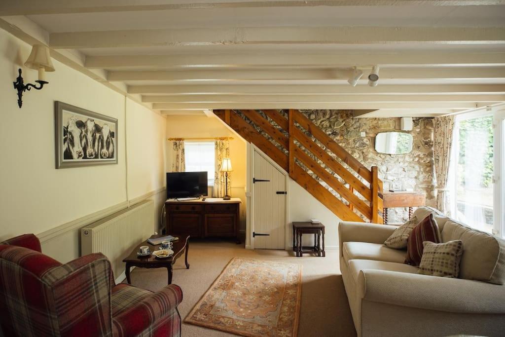Dairy Cottage At Scolton Cottages - Indoor Pool Haverfordwest Eksteriør bilde